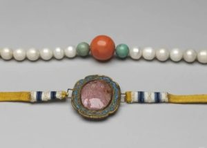 Eastern Pearl Court Necklace